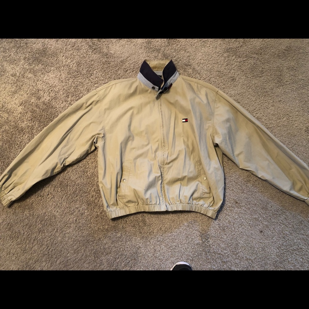 Tommy Hilfiger light jacket